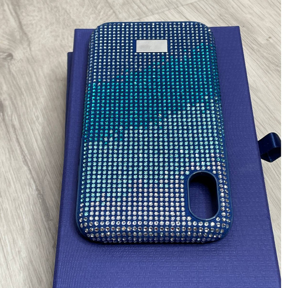 Swarovski Crystalgram gradation of blue tones iPhone XS Max Case - Picture 6 of 8